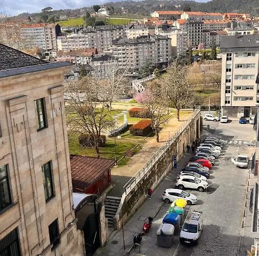 San Martin Centro 1 * Ourense